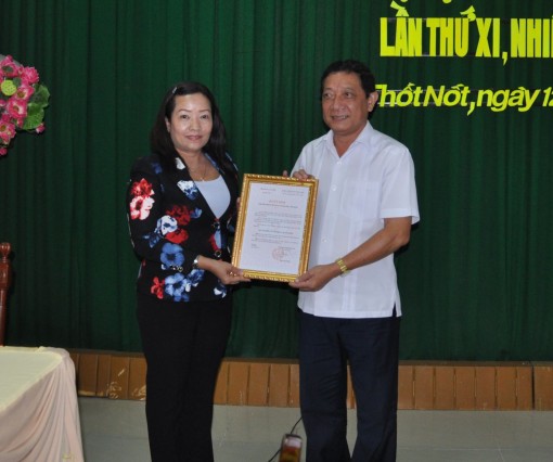 Xây dựng quận Thốt Nốt thành trung tâm công nghiệp, thương mại – dịch vụ và nông nghiệp chất lượng cao của thành phố