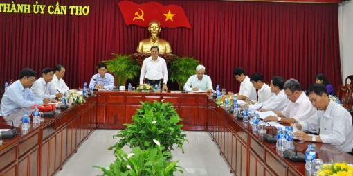 Thường trực Thành ủy làm việc với các ban xây dựng đảng và Văn phòng Thành ủy