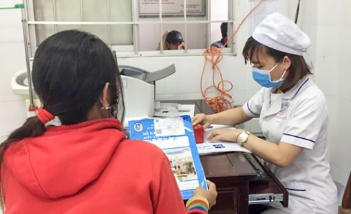 Phải đảm bảo 100% bệnh nhân HIV  đều có thẻ bảo hiểm y tế