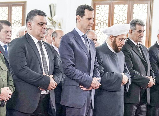 Tổng thống Syria xuất hiện bên ngoài

Thủ đô Damascus