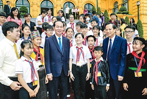 Chủ tịch nước gặp mặt đại biểu trẻ em

có hoàn cảnh đặc biệt tiêu biểu toàn quốc