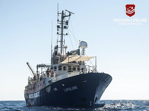 Ý tuyên bố bắt giữ 2 tàu cứu hộ trên Địa Trung Hải