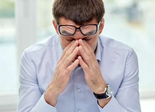 Căng thẳng tinh thần có khả năng gây mất thị lực