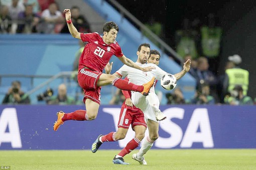 Gay cấn cuộc đua bảng A và B