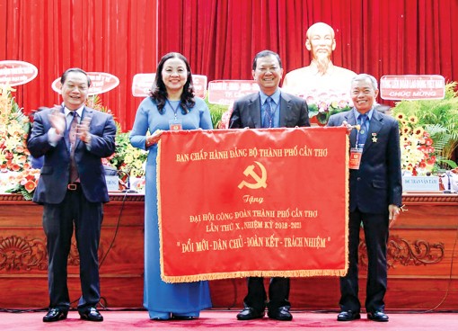 Chăm lo, bảo vệ người lao động; nâng cao vị thế, uy tín của tổ chức công đoàn