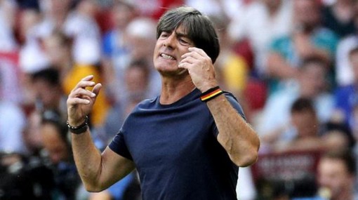 HLV Joachim Loew chưa quyết định tương lai