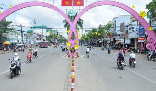 Nửa chặng đường nhiều khởi sắc