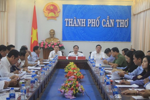 Thủ tướng Chính phủ chủ trì hội nghị trực tuyến Chính phủ với các địa phương