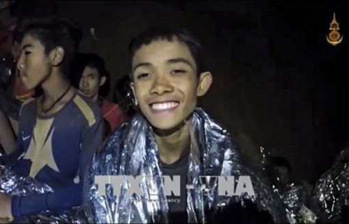 Chúc mừng Thái Lan thực hiện thành công chiến dịch cứu hộ đội bóng thiếu niên