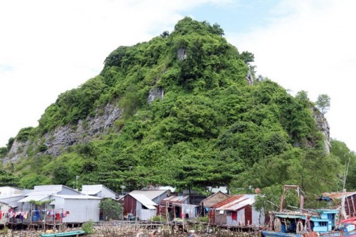 Kiên Giang: Di dời các hộ dân ở chân núi Ba Hòn để tránh sạt lở đá