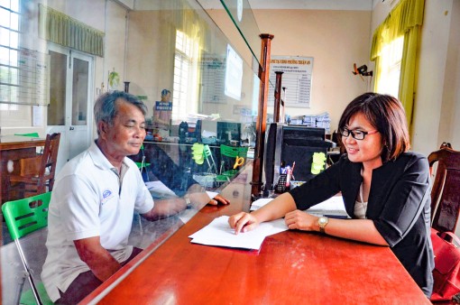 Thực hiện nghiêm túc việc sắp xếp, tinh giản biên chế