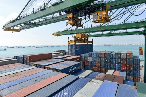 Kinh tế toàn cầu có thể tổn thất 430 tỉ USD vì chiến tranh thương mại