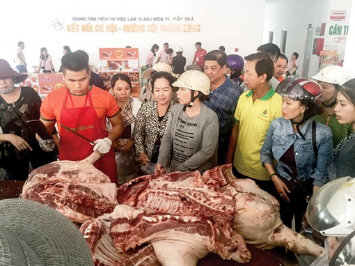 Đừng mãi trông chờ vào “giải cứu”...