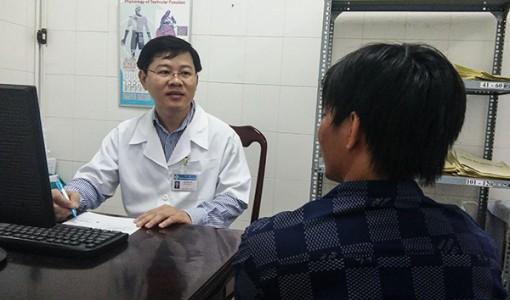 Những chuyện khó nói về sức khỏe phái mạnh <br> Bài 1: Nỗi niềm “gió heo may đã về”(*)