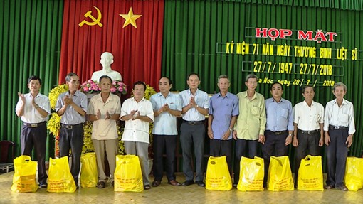 Nhiều hoạt động thiết thực chăm lo cho gia đình chính sách, gia đình có hoàn cảnh khó khăn