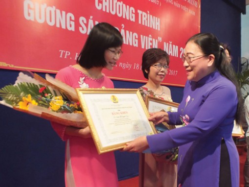 Kiểm soát quyền lực của cán bộ, đảng viên để xây dựng Đảng, xây dựng chính quyền