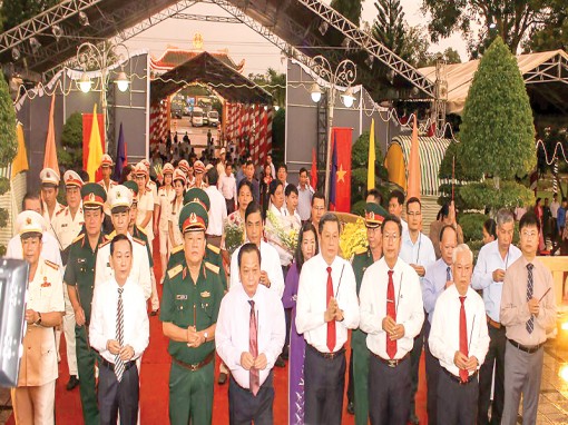 Nhiều địa phương, đơn vị tổ chức các hoạt động kỷ niệm Ngày Thương binh - Liệt sĩ