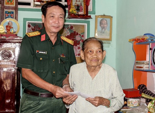 Sáng đẹp truyền thống “uống nước nhớ nguồn”