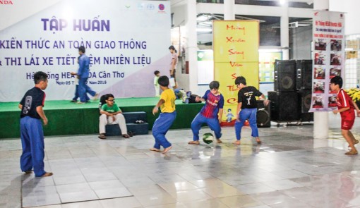 Cưng con…