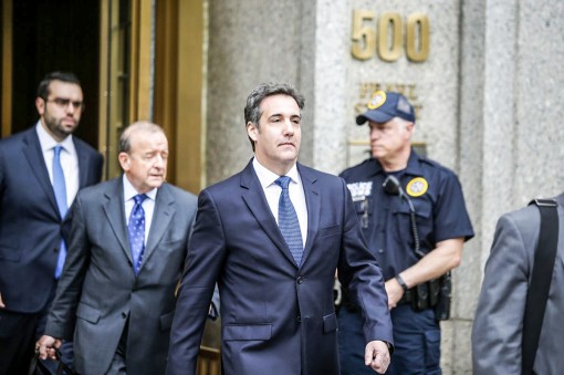 Thêm bất lợi cho ông Trump