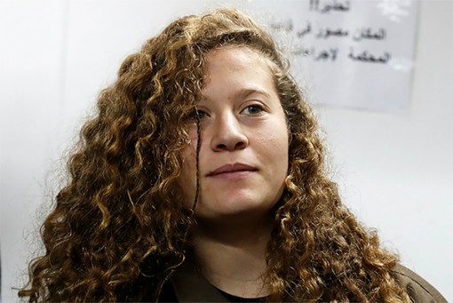 Khi một biểu tượng xung đột được trả tự do