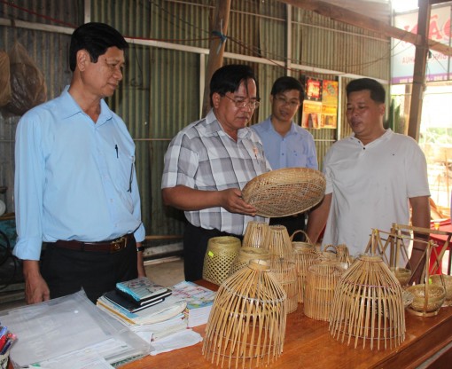 Đoàn đại biểu Quốc hội thành phố

Giám sát thực hiện mục tiêu giảm nghèo bền vững