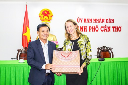 Doanh nghiệp Hoa Kỳ muốn hợp tác xây dựng thành phố thông minh và y tế tại Cần Thơ