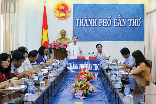 Tập trung lực lượng hỗ trợ, hướng dẫn người dân phân loại rác thải tại nguồn