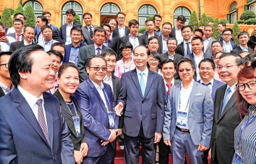 Tận dụng các thành tựu tiên tiến để phục vụ phát triển kinh tế - xã hội