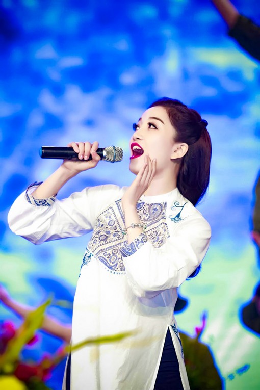 Lắng nghe “Giai điệu tự hào”