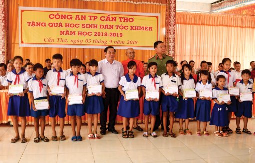 Thực hiện hiệu quả các chủ trương, chính sách của Đảng, Nhà nước về công tác dân tộc