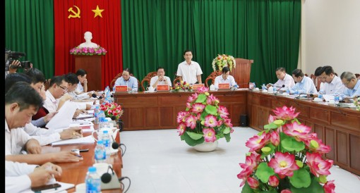 Quan tâm đưa nội dung phòng chống tham nhũng vào sinh hoạt chi bộ hằng tháng