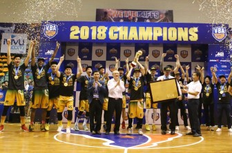 Cantho Catfish nâng cúp vô địch VBA 2018 tại Hà Nội