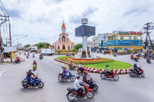 Đất nền KĐTM Thị xã Ngã Bảy: “Tấc đất tấc vàng”

nơi trung tâm châu thổ sông Mê Kông