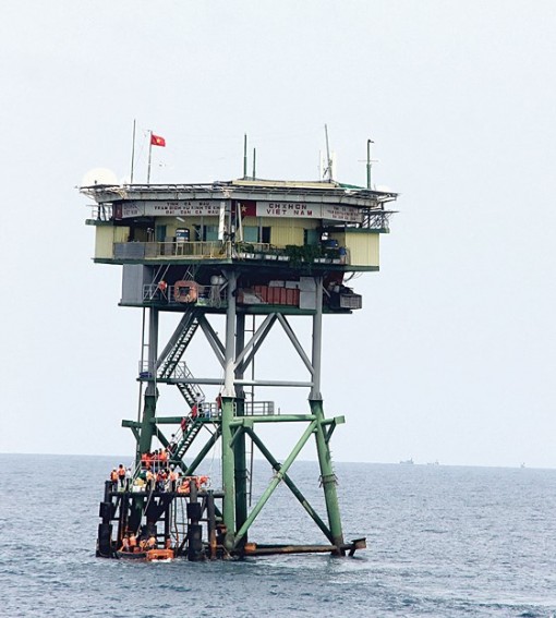 Biển Tây Nam - xa mà gần