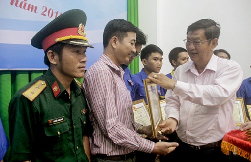 Thực hiện hơn 2.000

công trình, phần việc