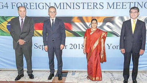 Đi cùng hay đi một mình?