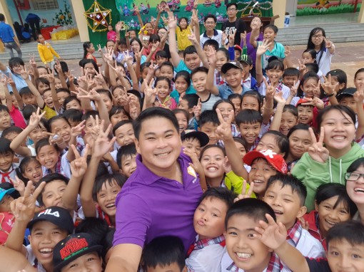 Thầy Đạt của học trò nghèo