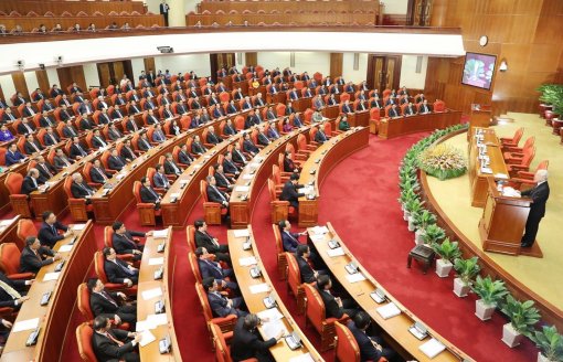 Ngày làm việc thứ tư, Hội nghị lần thứ 8 Ban Chấp hành Trung ương Đảng khóa XII