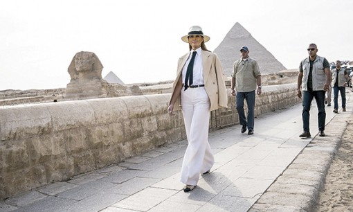 Xung quanh chuyến thăm châu Phi

của Đệ nhất  Phu nhân Mỹ