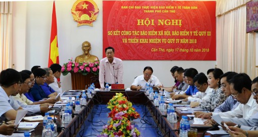 Quyết tâm hoàn thành chỉ tiêu bảo hiểm y tế