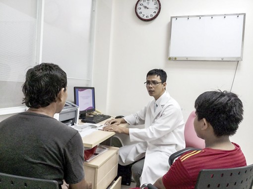 Hẹp bao quy đầu, có cần điều trị ?