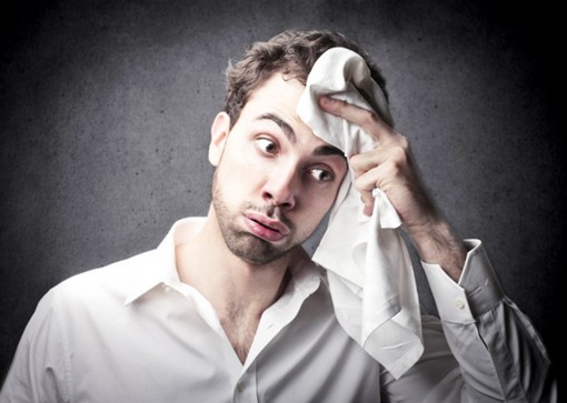 Nguyên nhân đổ mồ hôi nhiều và cách kiểm soát