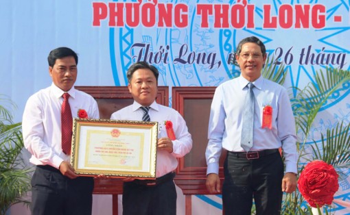 Phường Thới Long đón nhận
danh hiệu Phường Văn minh đô thị