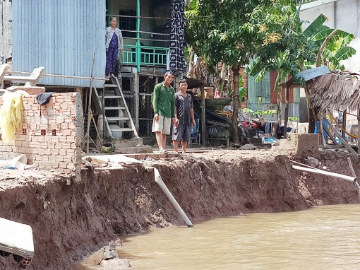 An Giang: Đề phòng sạt lở sau mùa lũ