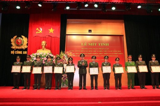 Không lấy số lượng phá án, bắt phạm làm thành tích của CAND