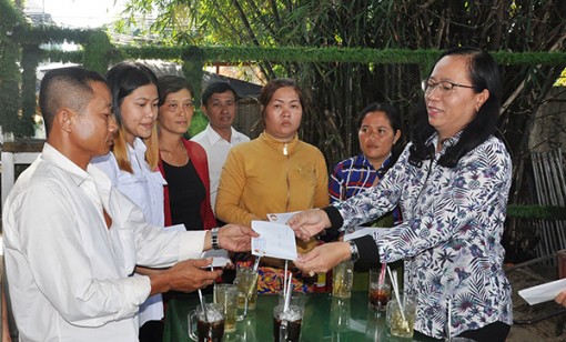 Ủy ban MTTQ Việt Nam TP Cần Thơ cứu trợ

7 gia đình bị cháy nhà ở quận Cái Răng