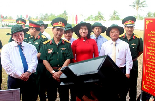 Xây dựng lực lượng vũ trang vững mạnh toàn diện