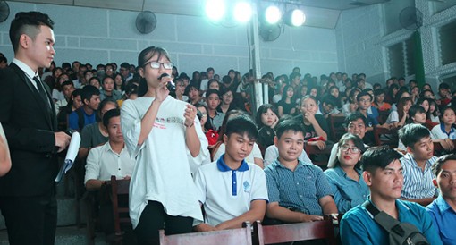 Phòng, chống nhiễm HIV

trong học sinh, sinh viên
