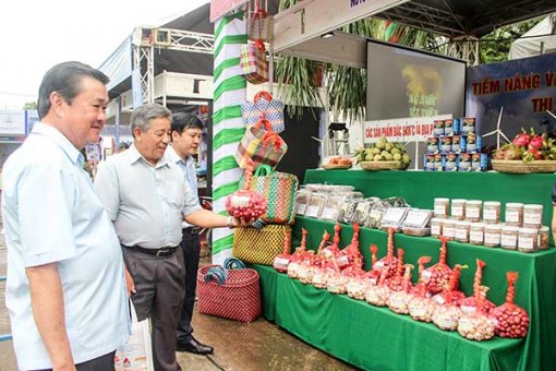 Khai mạc Tuần lễ Văn hóa, Du lịch - Liên hoan ẩm thực Nam bộ gắn với Lễ hội Ok-Om-Bok tỉnh Trà Vinh năm 2018